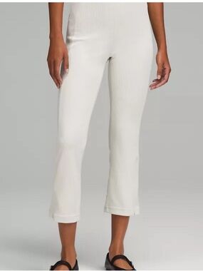 Lululemon Ribbed Softstream Zip Leg High-Rise Cropped Pants Bone Sz 8